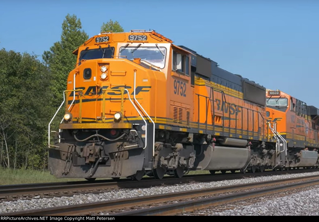 BNSF 9752